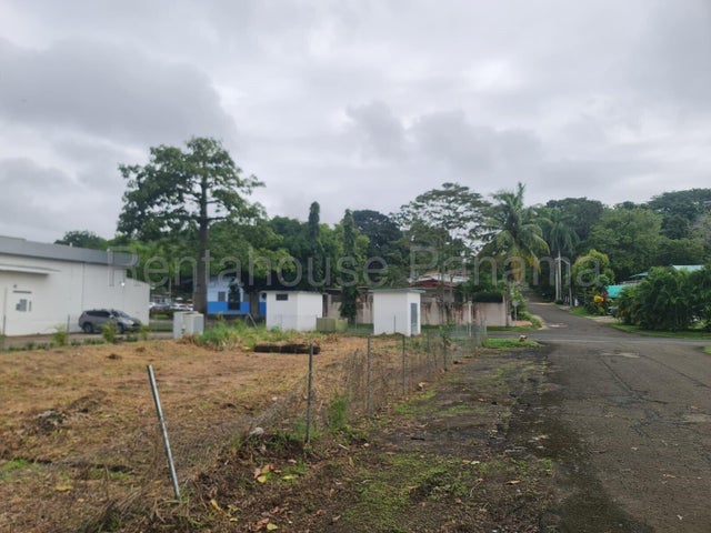 Residential Lot - Lote Residencial